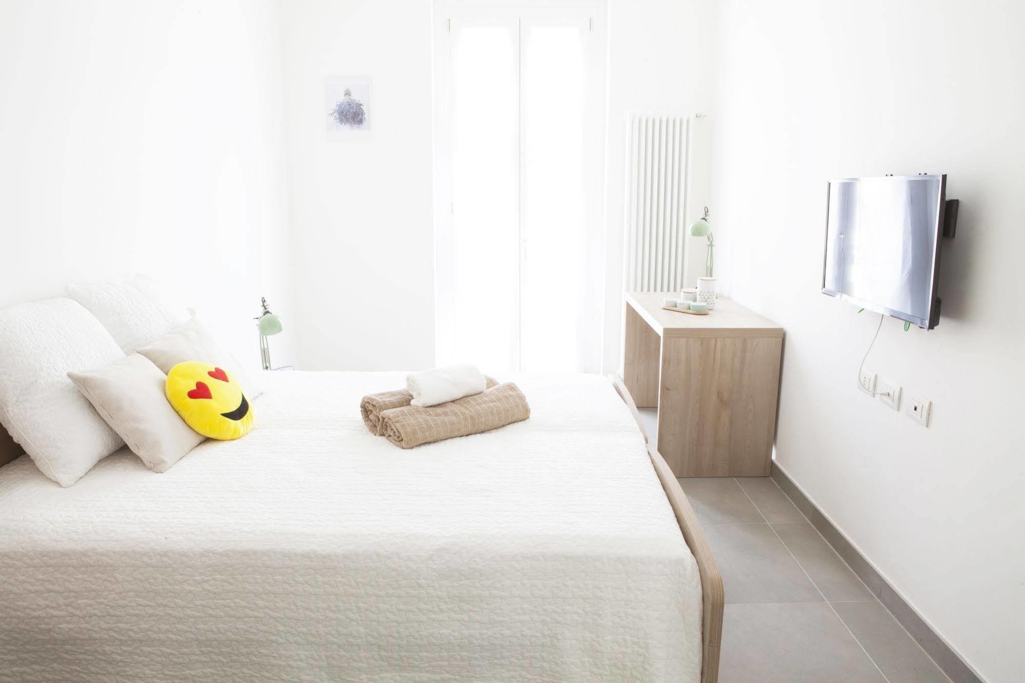 Alessia'S Flat - Buenos Aires Apartment Milan Bagian luar foto
